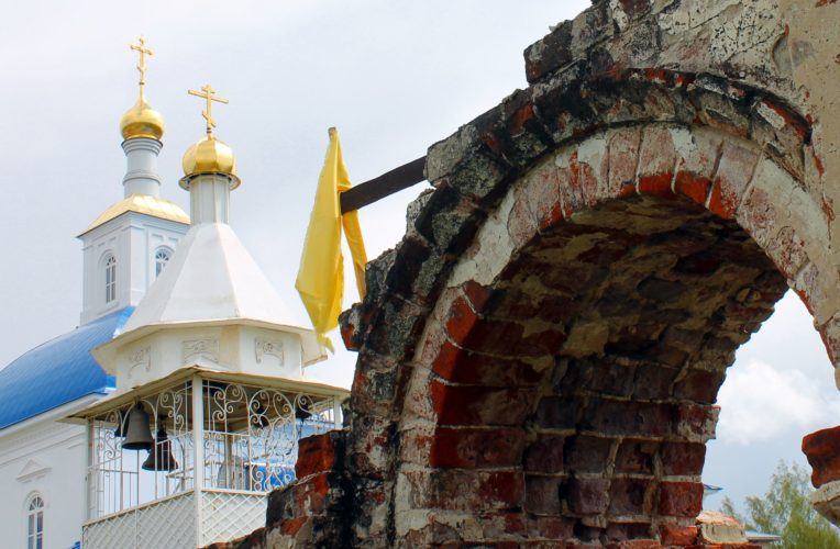 «Возродим Святыни России» - помощь храмам и монастырям