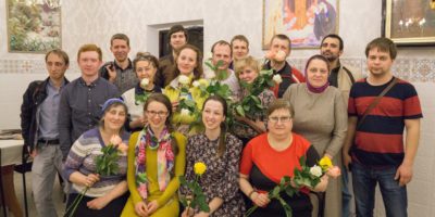 С праздником святых жен-мироносиц! С праздником святых жен-мироносиц!