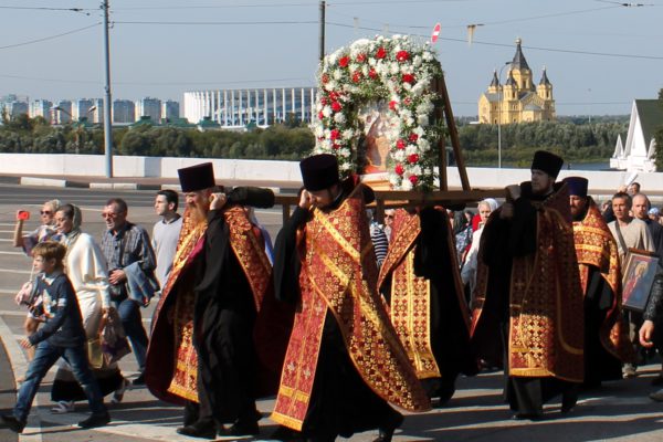 Приглашаем 11 сентября, в праздник Усекновения главы святого Пророка и Крестителя Господня Иоанна Предтечи в Нижнем Новгороде состоится крестный ход «За жизнь и трезвую Россию», приуроченный к Всероссийскому дню трезвости.