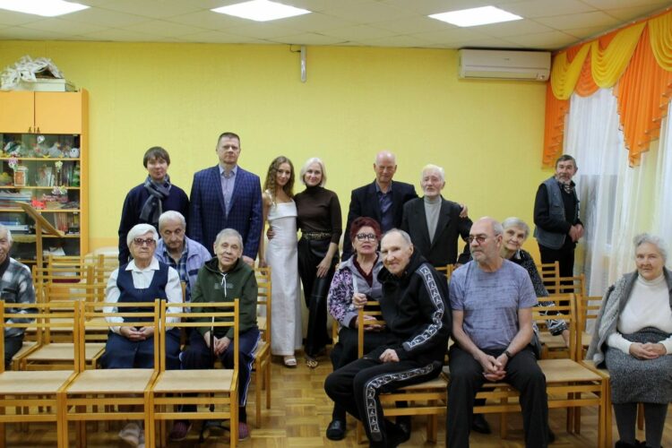 Дарить любовь и надежду