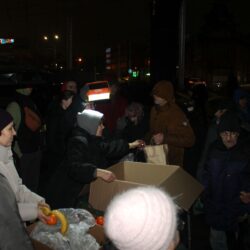 Рождественское поздравление бездомных людей