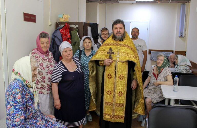 Исповедь и причастие в больнице №34