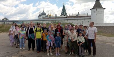 Поездка подопечных семей в Макарьевский монастырь Поездка подопечных семей в Макарьевский монастырь
