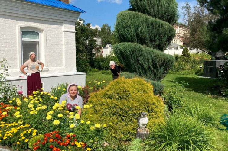 Цветущий сад